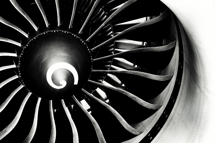 Imagem mostrando a espiral no motor do avião.